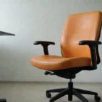 Cómo limpiar las ruedas de una silla de oficina