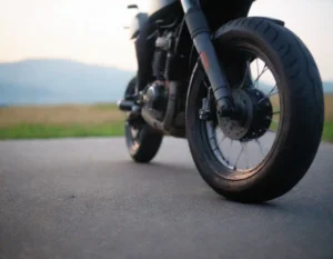 Cómo un kit antipinchazos puede cambiar tu experiencia en la carretera